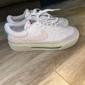 Nike Court Legacy Lift